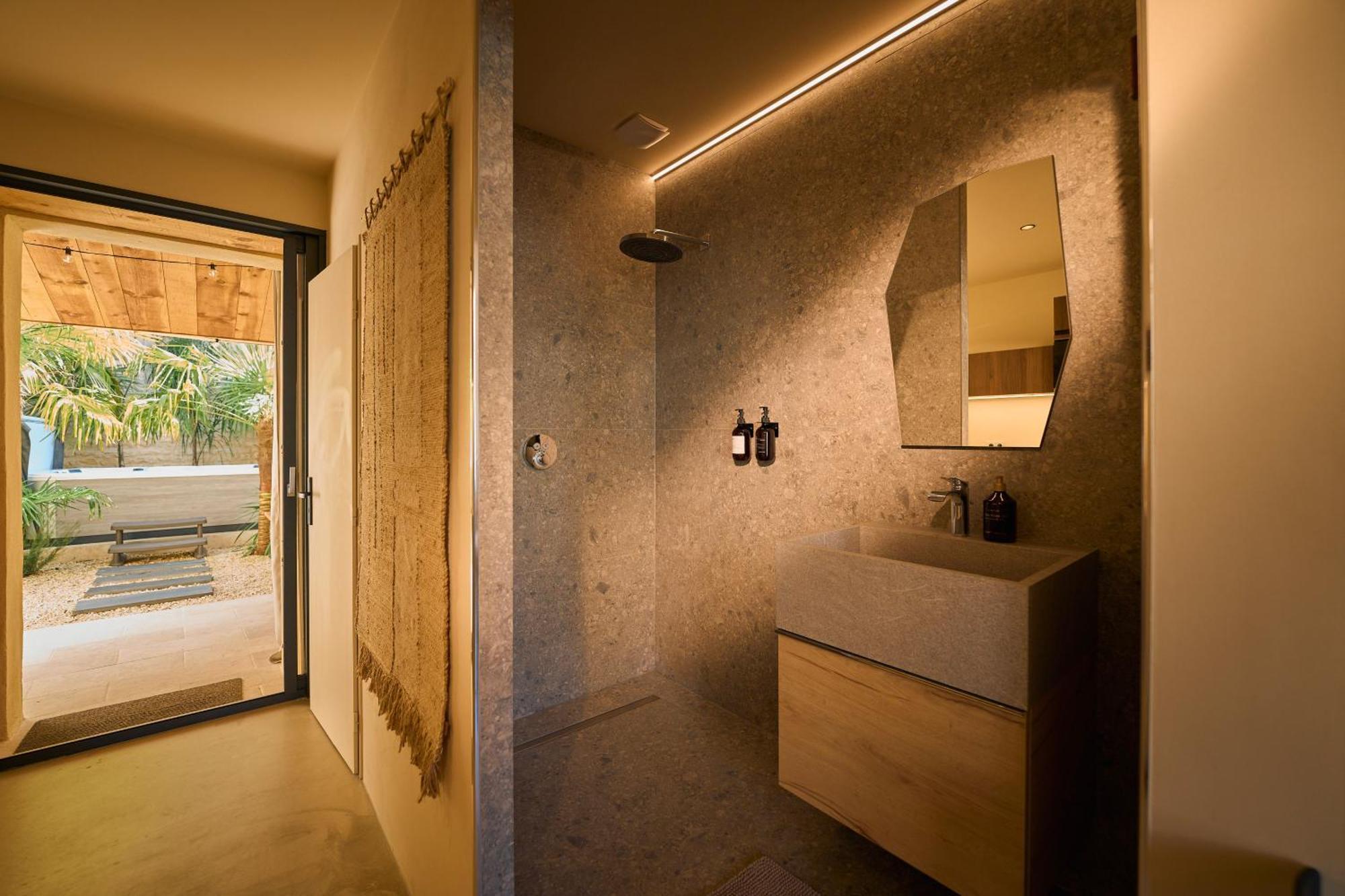 Apartment Atypique - Jacuzzi Privatif En Centre De *