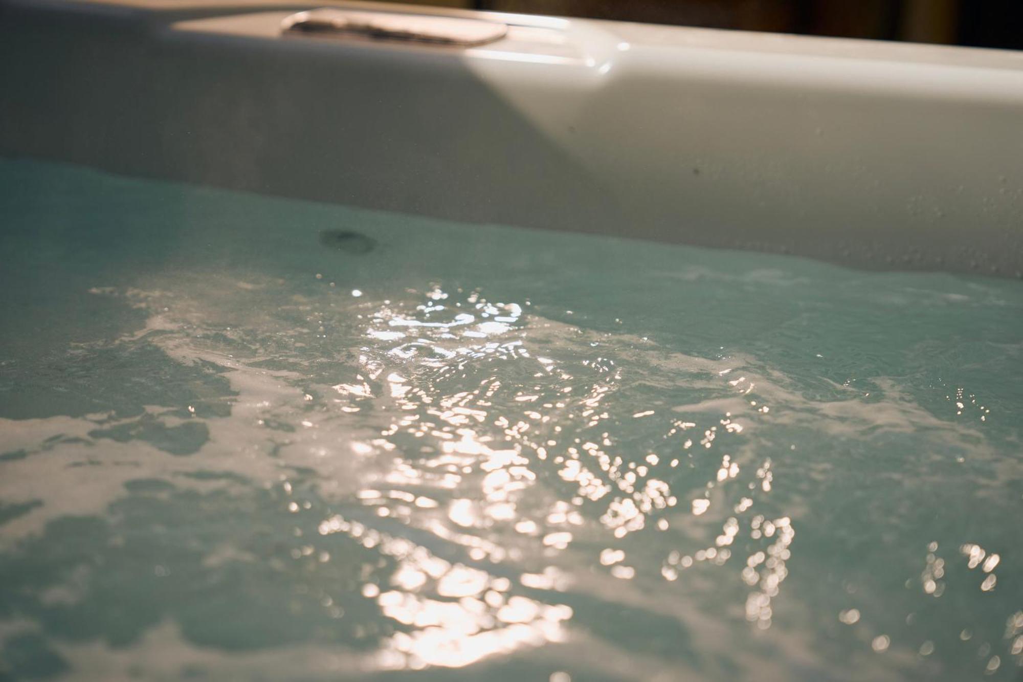 Atypique - Jacuzzi Privatif En Centre De Apartment Cognac